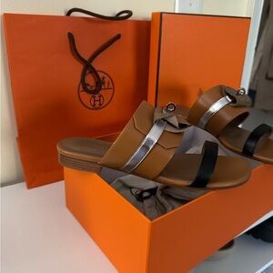 Hermes Avenue sandal